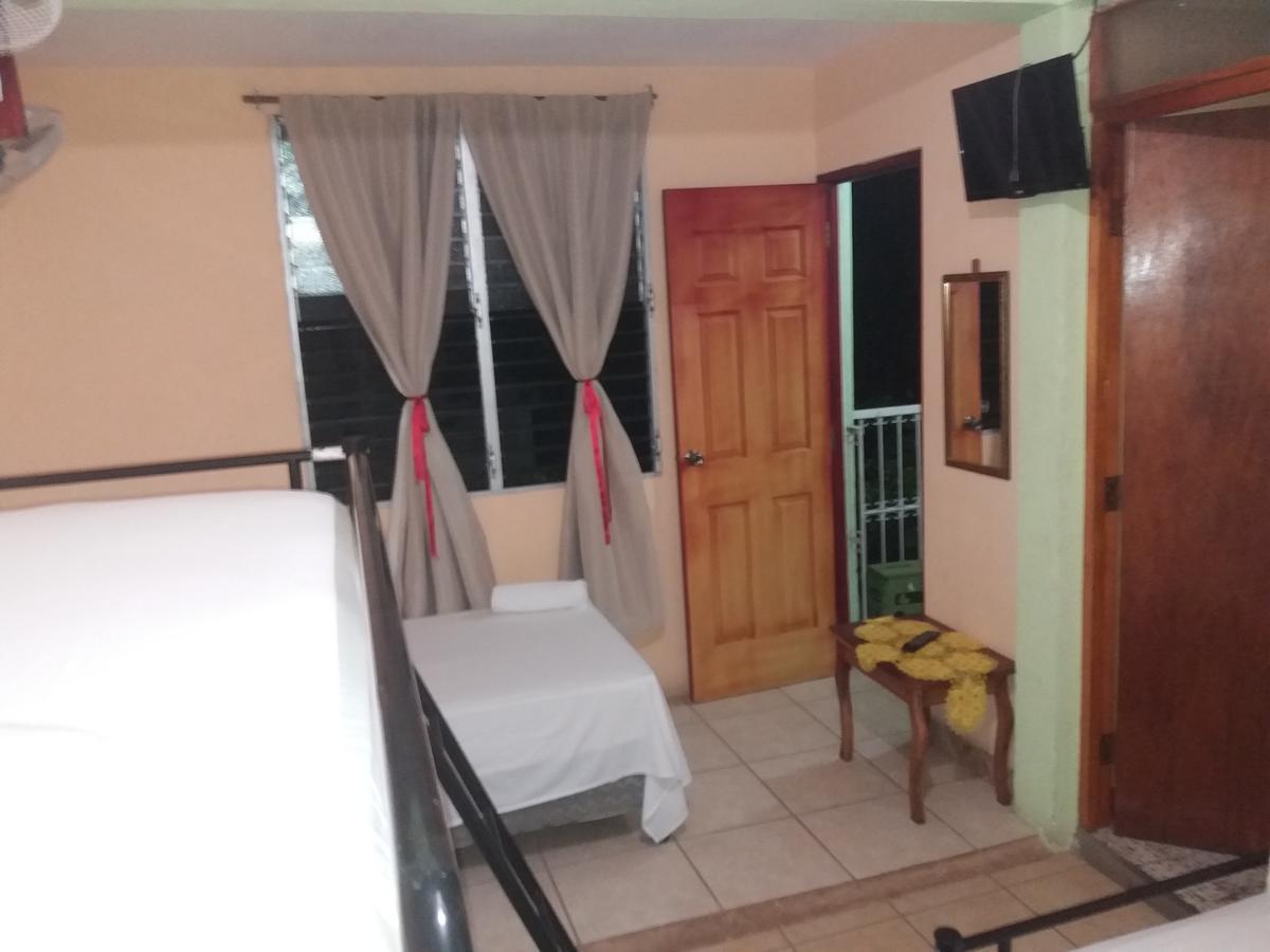 Hostal San Antonio Leon Luaran gambar